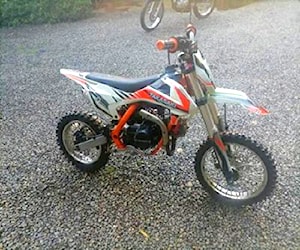 Se vende moto enduro