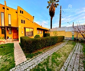 Los andes - vende casa dos pisos 3d 2b cond. trasa