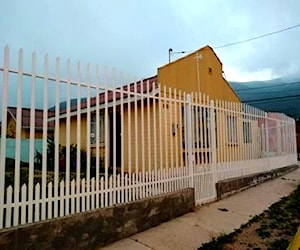 Acogedora Casa En Alto Miraflores