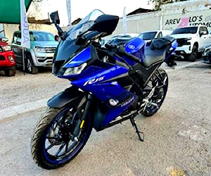 Yamaha YZF R15 Versión 3.0 150cc 2022