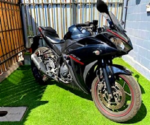 Moto yamaha R3