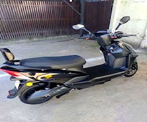 Vendo moto electrica en perfecto estado 