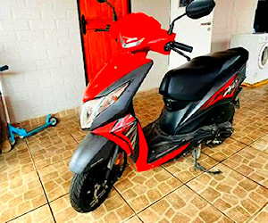 Moto scooter honda dio