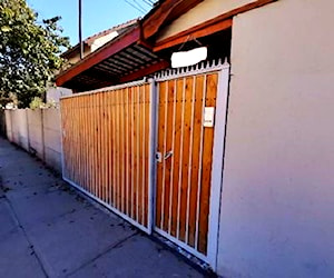 Se vende casa amplia quilicura