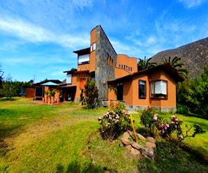 Maravillosa casa en exclusivo condominio