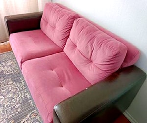 <p>Sofa rosen</p>