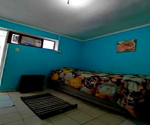 Habitación con baño privado, para estudiantes