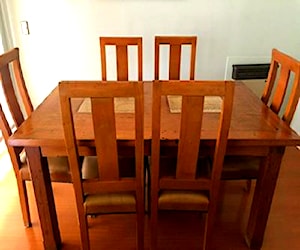 COMEDOR rectangular, 6 sillas tapiz cuero