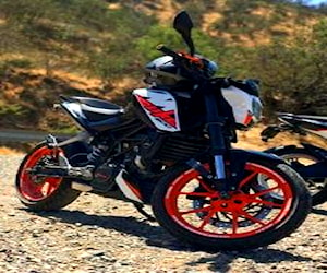 Ktm duke 200