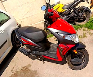 Moto scooter honda