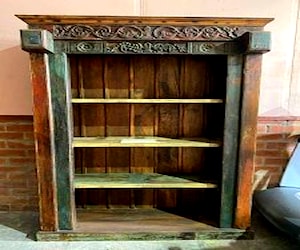 <p>Mueble madera antiguo</p>