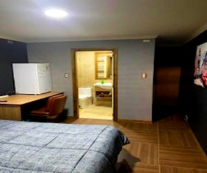 <p>Arriendo habitación full equipo</p>