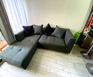 <p>Seccional Valencia Sofas Home</p>