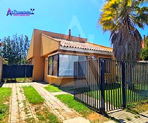 Se Vende Hermosa Casa En Condominio Ovalle