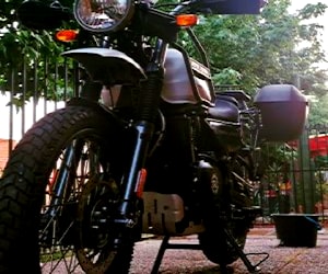 Royal Enfield himalayan 411cc