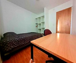 <p>Habitacion estudiante universitario</p>