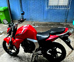 Moto Yamaha FZ 150