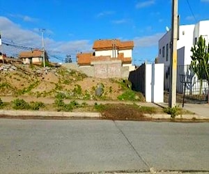 Terreno 462m2 Av. Del Santuario, Lomas de Peñuelas