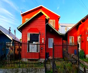 Casa Artesanos de Alerce. Puerto Montt