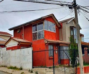 Vende casa ampliada y remodelada en Villa Alemana