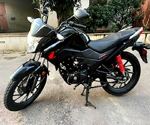 Moto honda Twister cb125 cc negra 2022