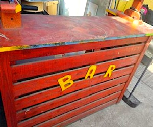 <p>Bar </p>