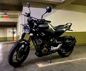 Vendo moto único dueño