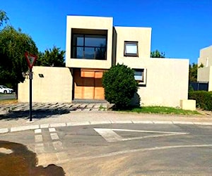 CASA Piedra Roja Condominio Alkura Colina