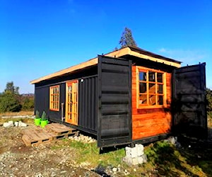 Casa container formato rustico