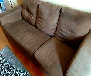 <p>Sillón más puff</p>