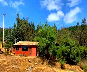 Terreno en Vichuquen con casa y galpón