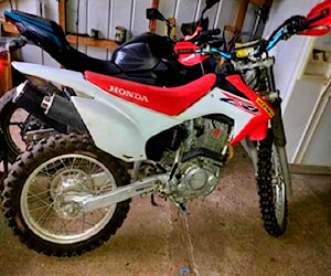 Moto honda crf 230cc