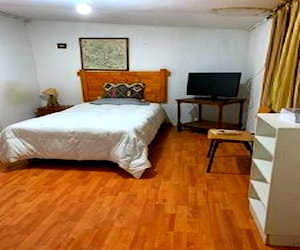 <p>Arriendo Pieza tipo Departamento/Entrada Propia</p> image