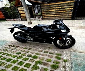 Yamaha R3a