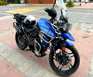 Triumph tiger 800 xrx low