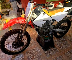 Moto enduro