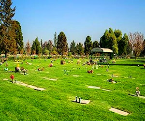 Sepultura Cementerio Parque de Santiago