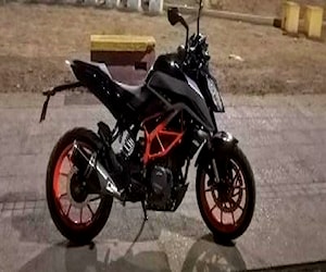 Ktm duke 390