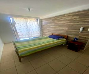 Habitación amoblada con todo incluido