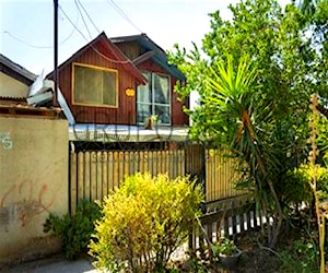 CASA Entre José Arrieta Y Las Parcelas. Peñalolén