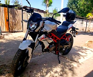 MOTO Benelli TNT 150i 2022