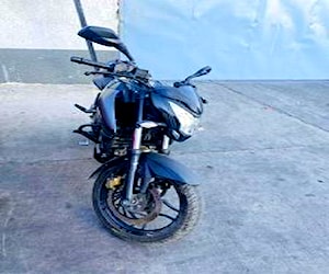 Moto pulsar ns200