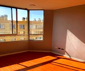 3 Dorm / 2 Baños / 1 Bod / 1 Est. Sgto. Centro