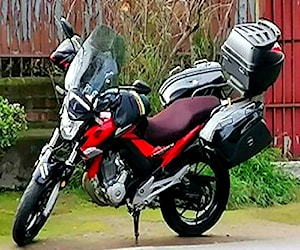 Moto honda Twister 250, Año 2019