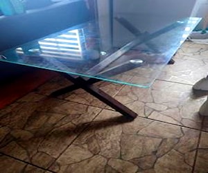 <p>Mesa de centro rectangular </p>