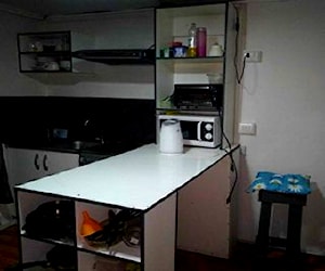 <p>Arriendo habitación equipada señoritas estudiantes</p>