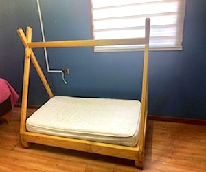 <p>Cama de transición montesori </p>