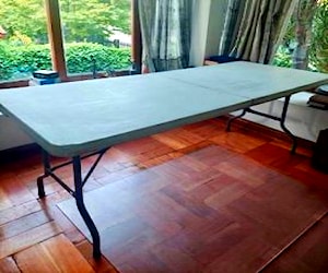 <p>Mesa plegable tipo maleta Patas de aluminio</p>