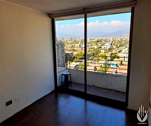 Hermoso departamento cercano a metro en condominio