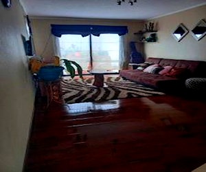 <p>Arriendo habitación amoblada en sector privilegiad</p>